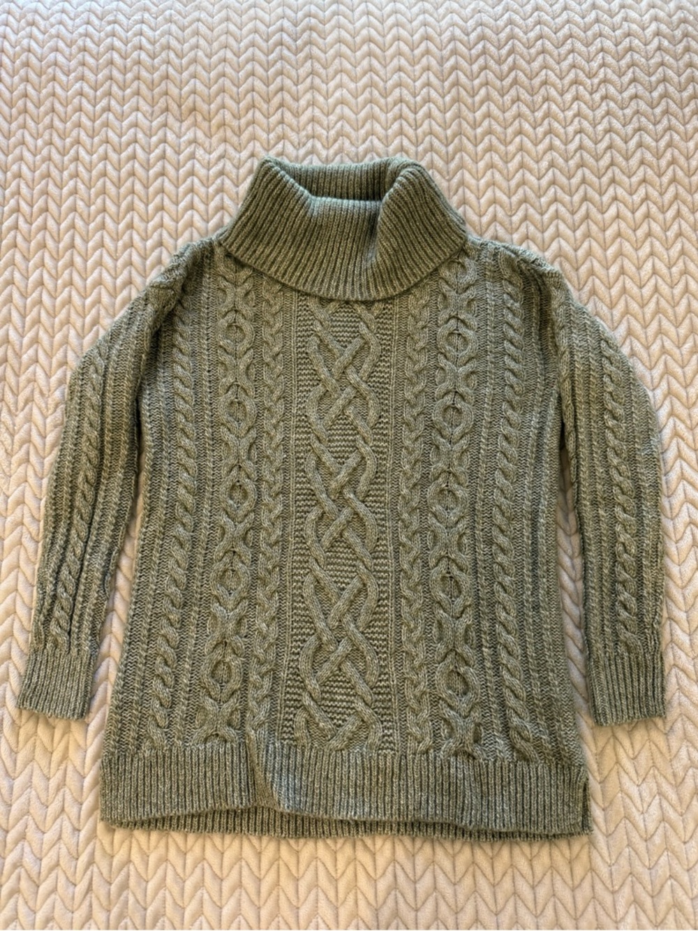 NWOT LOFT Olive Cable Turtleneck Sweater